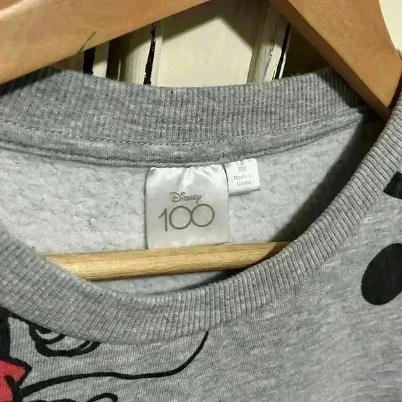 Mickey Mouse sweater - Picture 2 of 4